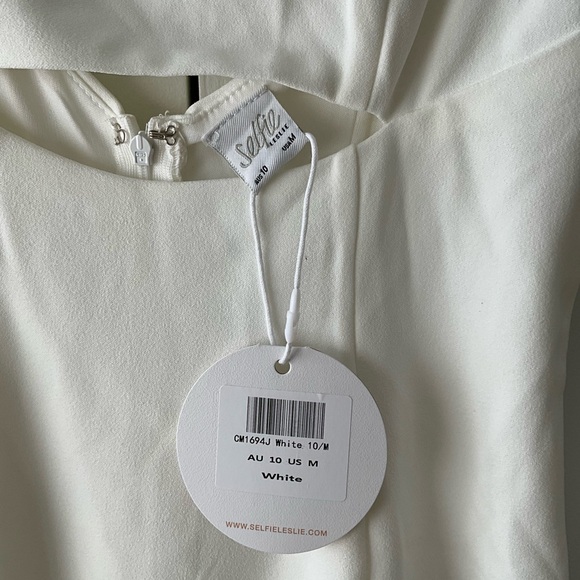 SELFIE LESLIE white cutout mini dress - Picture 4 of 5